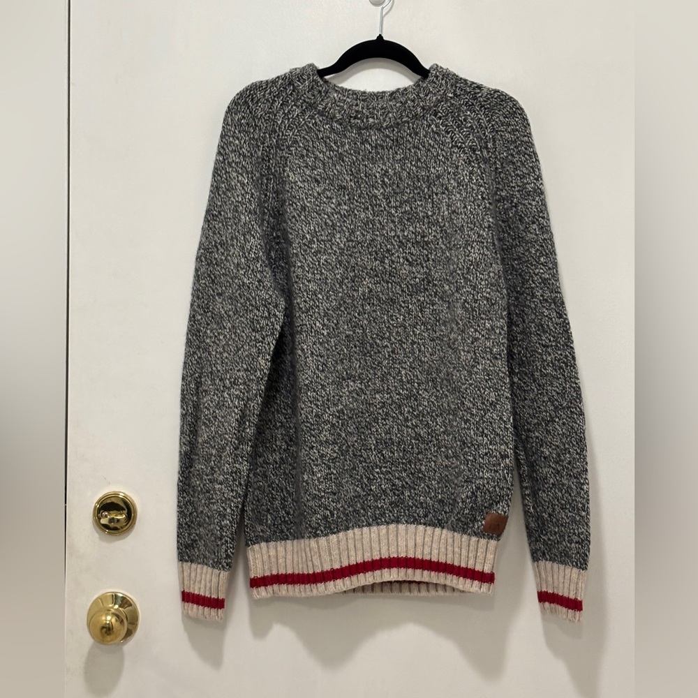 Roots Cabin oversized Cozy Black and White Knit with Elbow Patch Sweater. XS